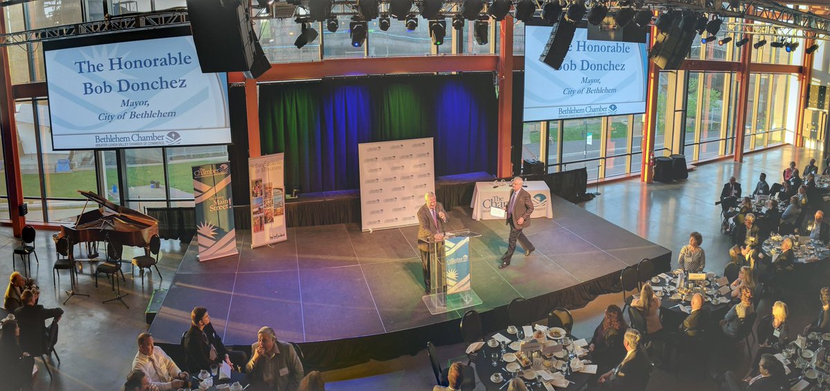 We accidentally made a double <a href="/BethlehemMayor/">Robert Donchez</a> panorama last night.