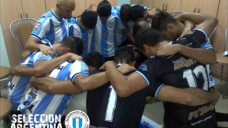 ArielAv5futsal's tweet photo. El circulo sagrado https://t.co/o80ADtjt2j