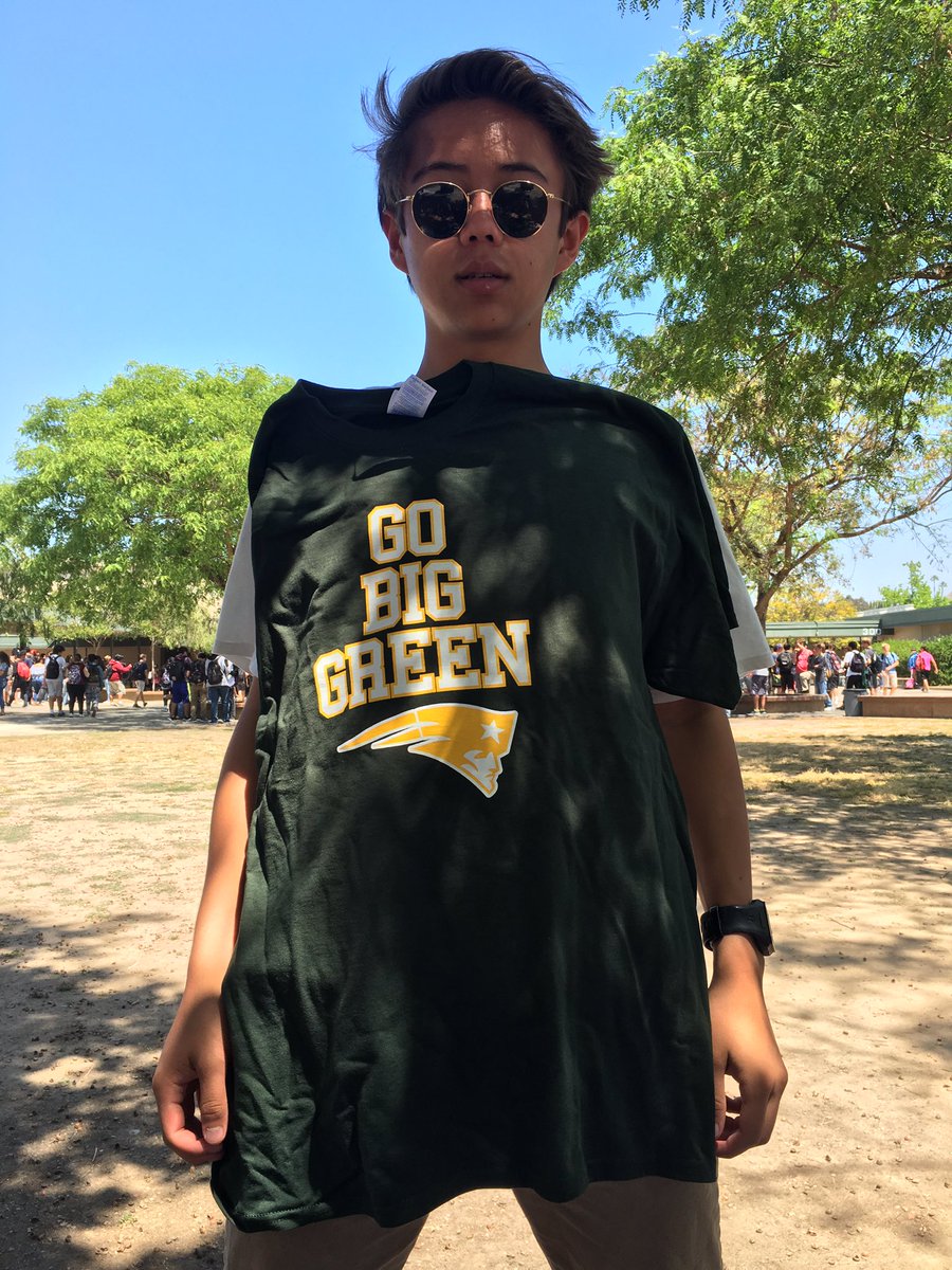 phhsclassof17's tweet photo. Need a new shirt for the last pep rally.... Henry hoopla shirts will be sold at lunch in the quad for only 10 dollars https://t.co/RYygib7hNo