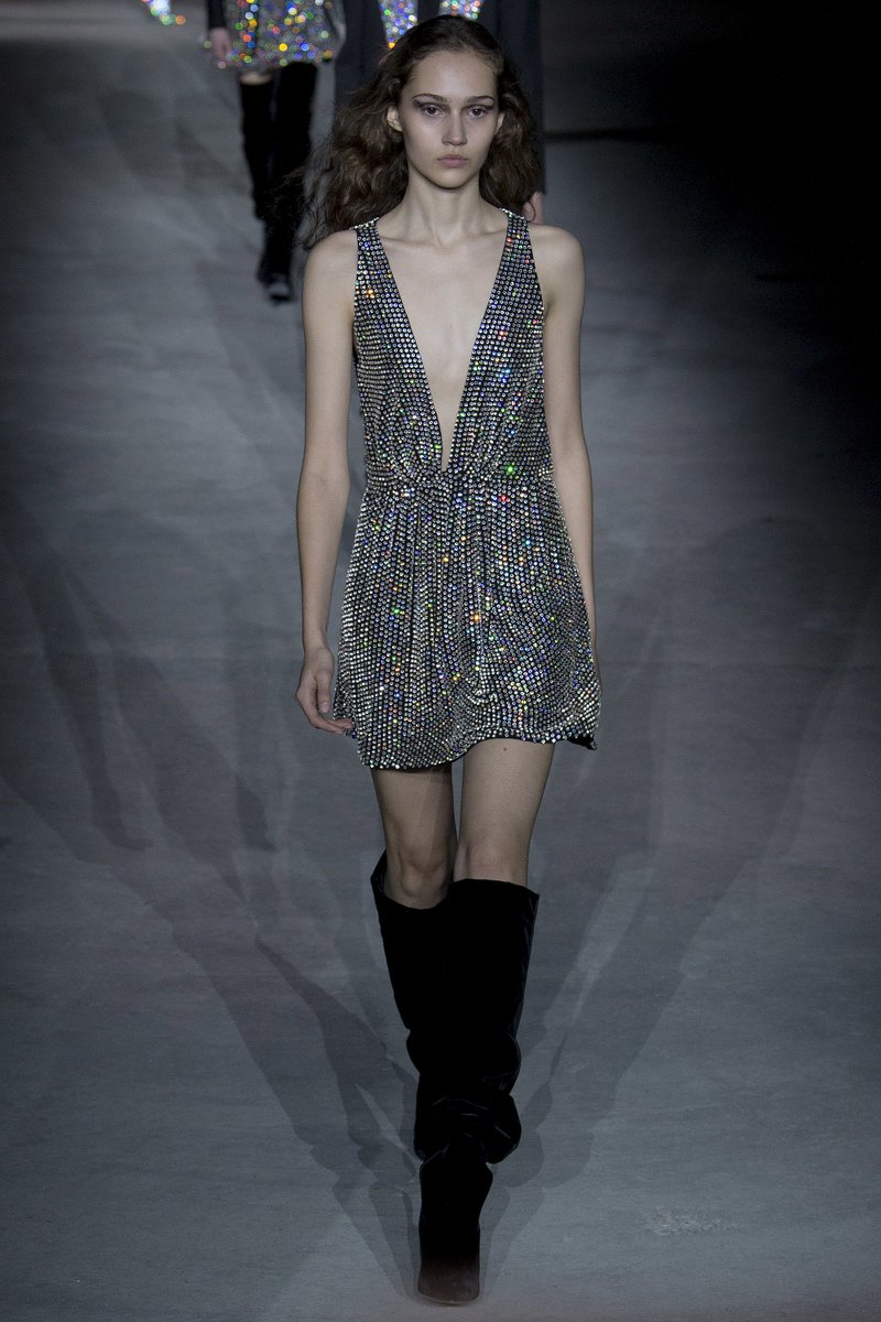 EStarProModels's tweet image. Runway #fashion review #PFW Fall17: Saint Laurent ... - estarproductions.com/runway-fashion… #modeling #fashion #teen #bikini
EStarProductions.com