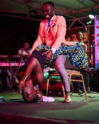 Wiyaala's tweet photo. @_TRUEAfrica @claudegrunitzky @Okyeamekwame @_TRUEAfrica @claudegrunitzky 🇬🇭🙌🏿🙌🏿 #impact3 #accra #ghana #music #africa  #AfricanPerformance with supastar @Okyeamekwame the next day! https://t.co/v4Qqk1iIKX