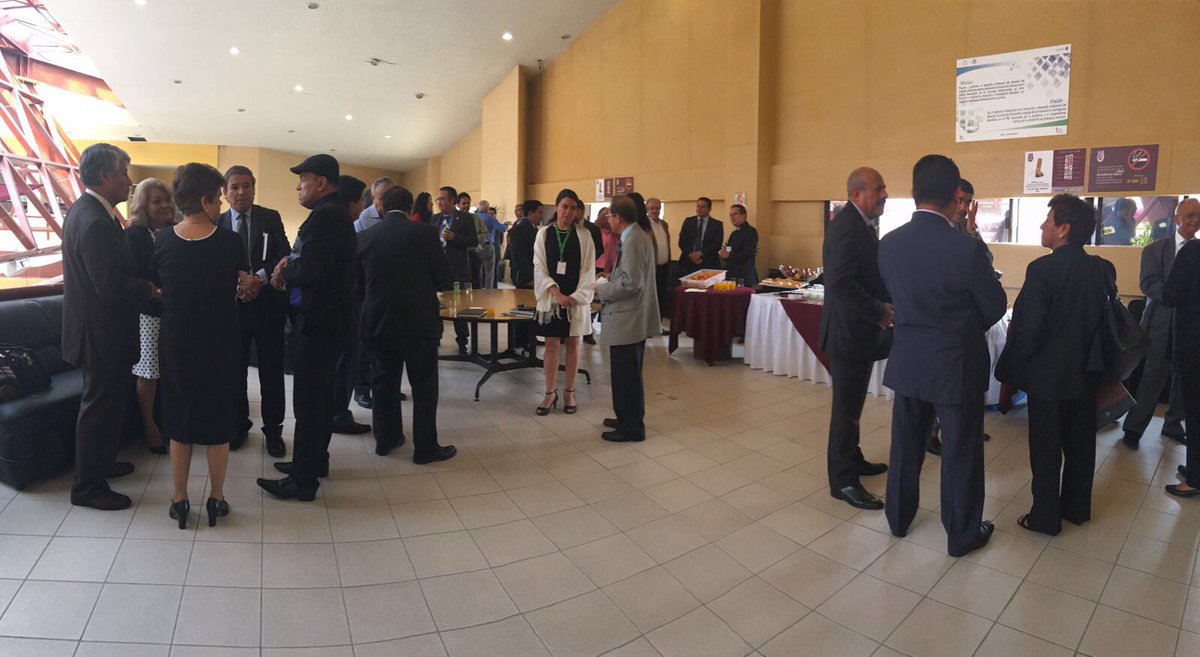 IPN_DFIE's tweet photo. Sesión de Formación de Directivos en Unidades Académicas, impartida por la Secretaría de Administración en la #CGFIE #DirectivosIPN https://t.co/a1qCaFamNy