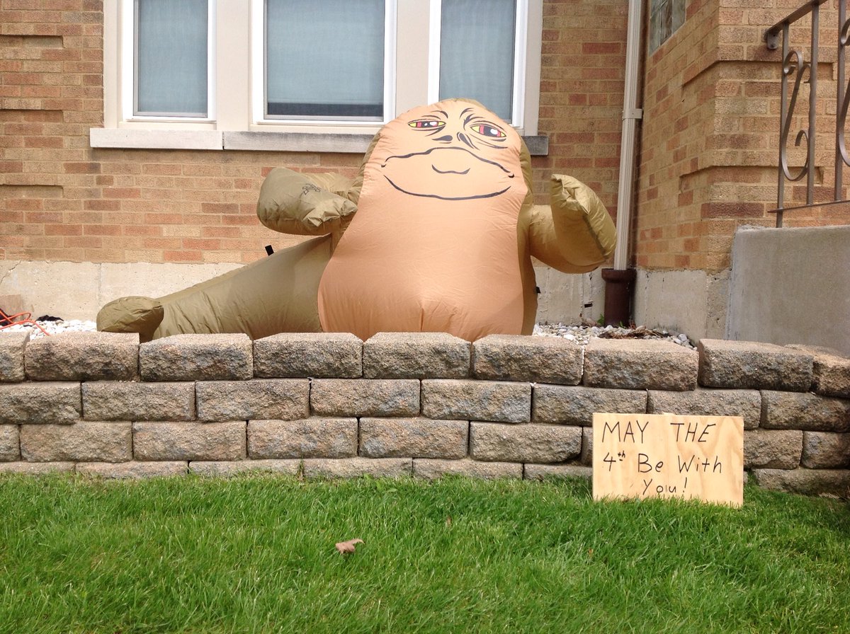 Warlock60629's tweet photo. #StarWarsDay #May4BeWithYou 
Jabba the Hutt would like to wish you a happy Star Wars Day! https://t.co/Qe5Y98mqzt