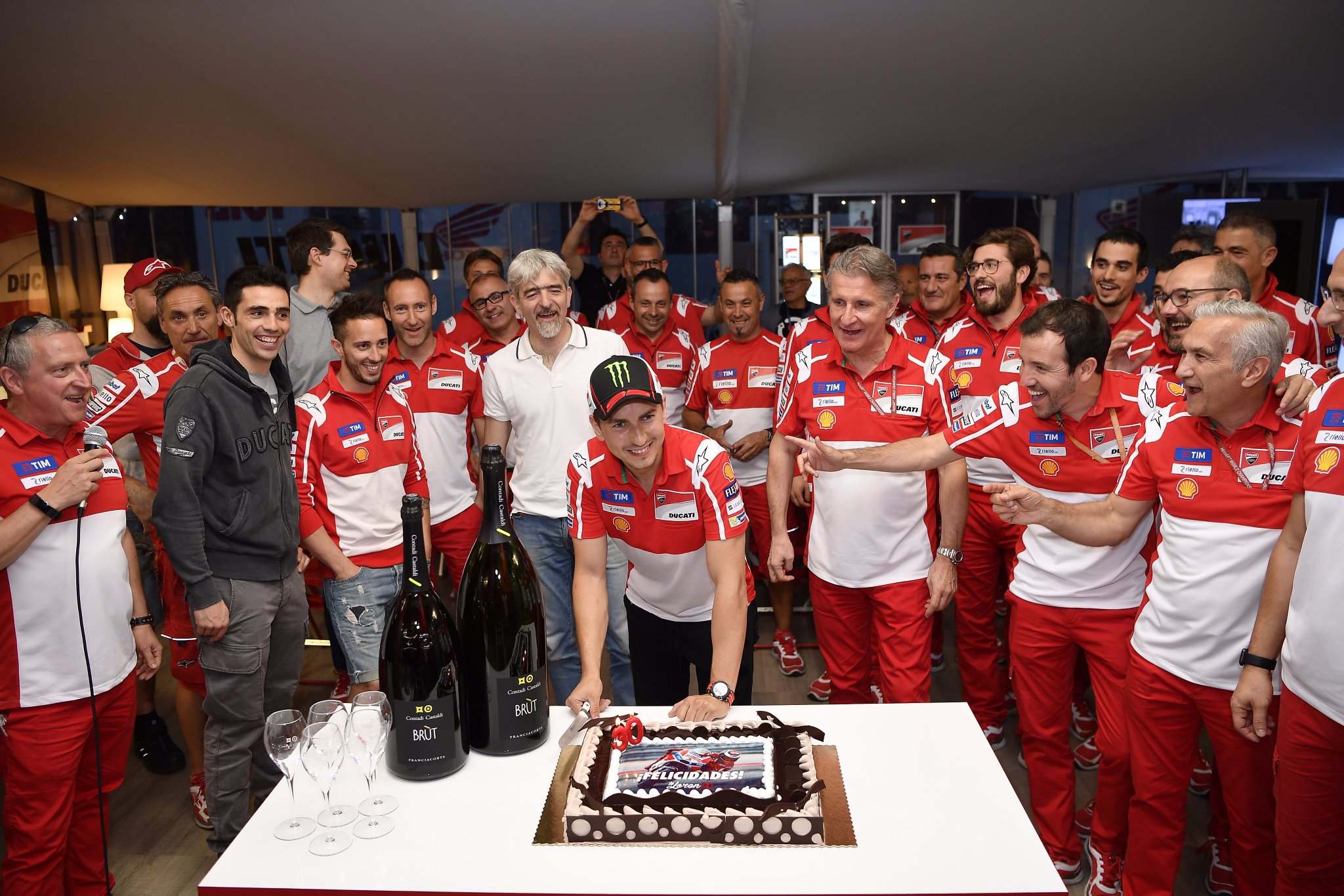 Happy birthday Jorge Lorenzo!!  