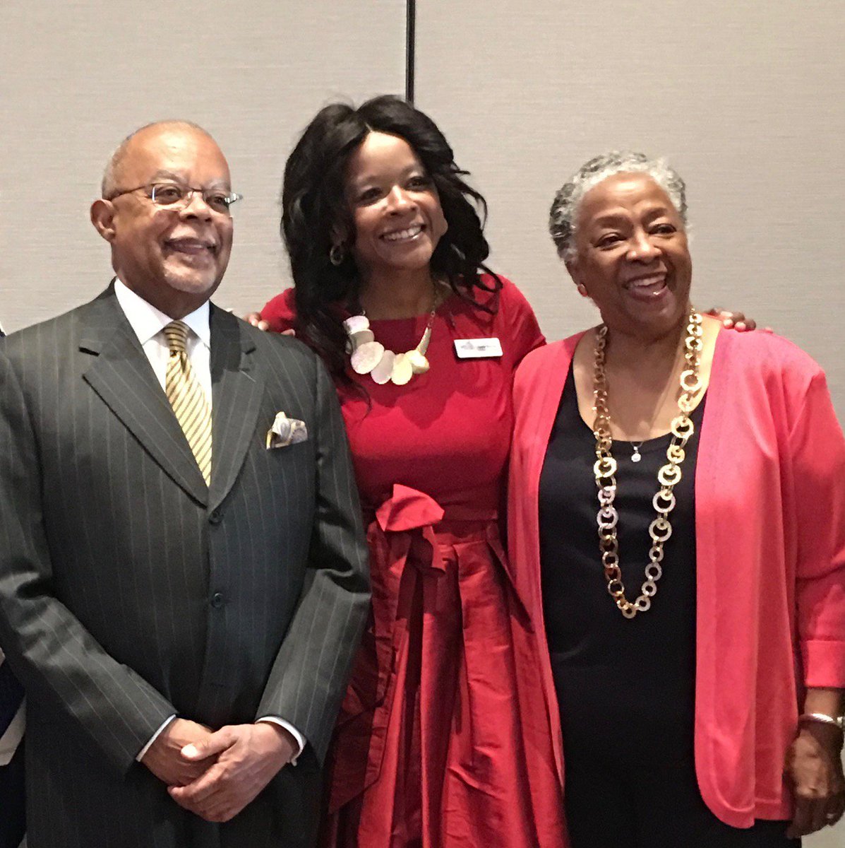 GreyHawkFilms's tweet image. Fantastic Wings for Kids Awards event today! The incredible Dr. Henry Louis Gates  Jr. &amp;amp; Executive Director Annie Burton #SOARAWARDS17