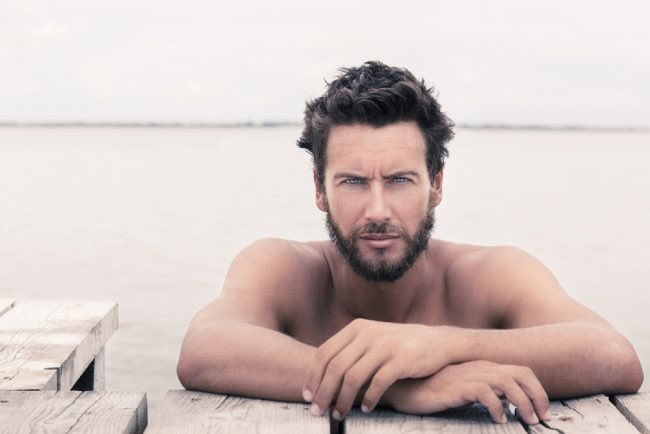 The Best Beard Style for Every Face Shape. What Is Right for Your Face? groomandstyle.com/best-beard-sty…