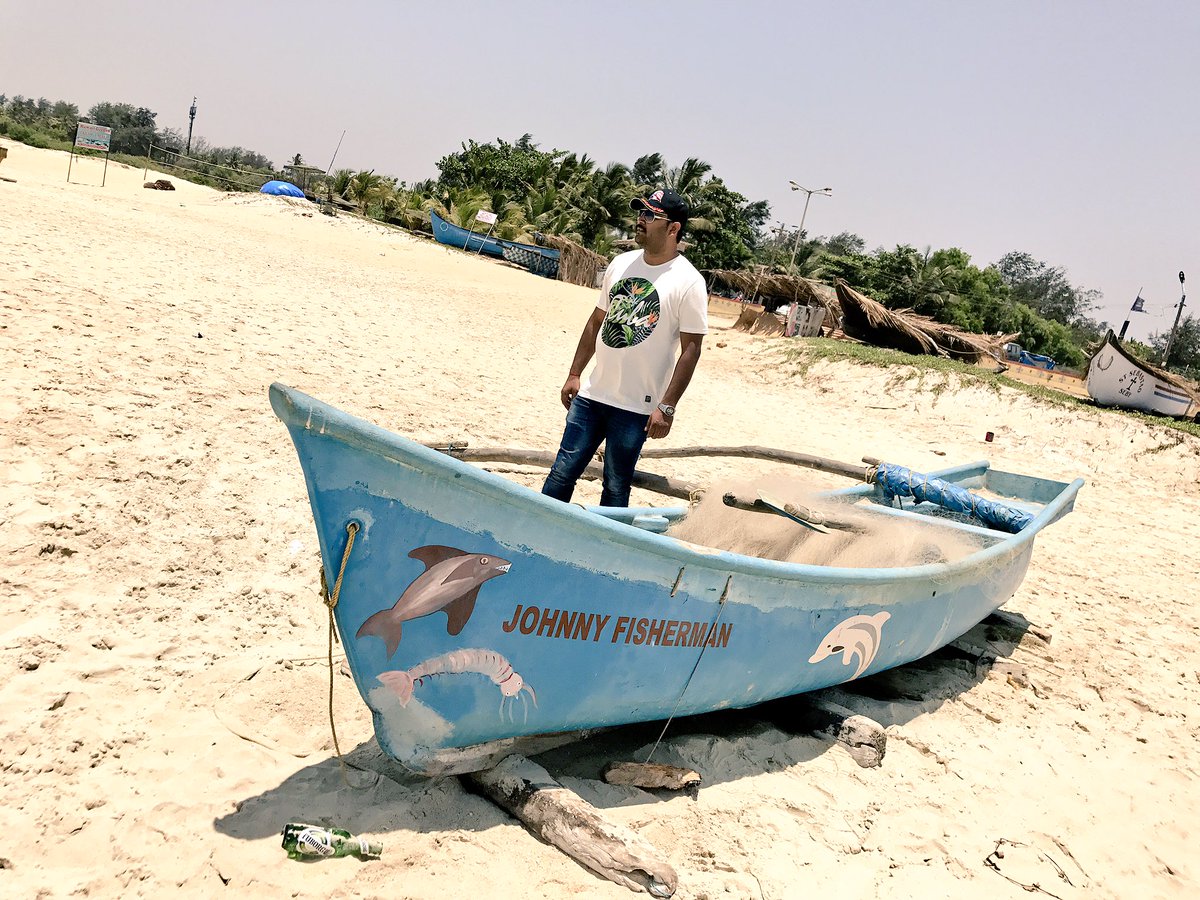 chiranjeevijety's tweet photo. @chiranjeevijety #Chiranjeevi #Jetty #chiranjeevijetty #NimmaCJ #WithCJ #Janaseve #Inc #Iyc #GoaDairies #iPhone7Plus #2k17 #WithCJ_ #beach https://t.co/KcW3zxyY2l