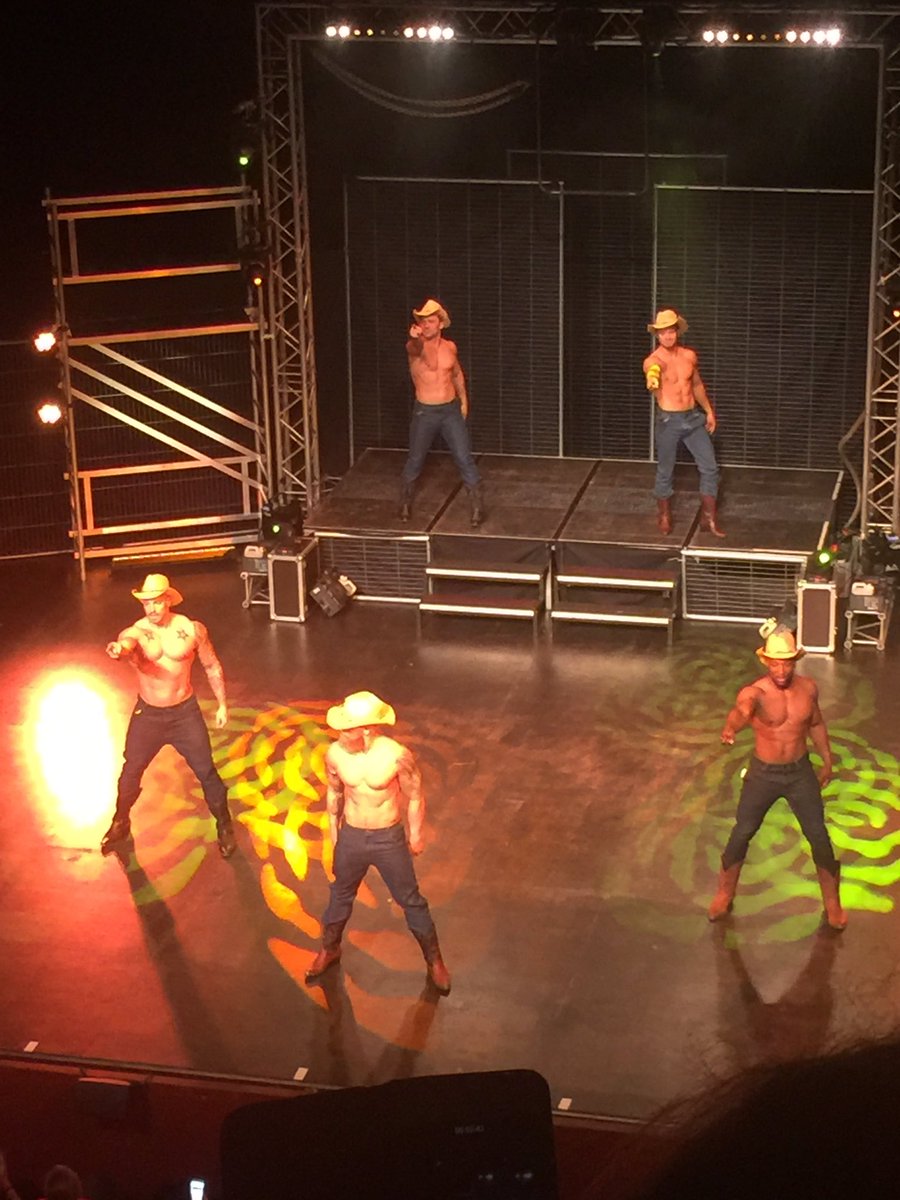 GothicalGirl04's tweet photo. I'll happily save a horse and ride a cowboy #ForbiddenNights https://t.co/Z9VcbubFKx