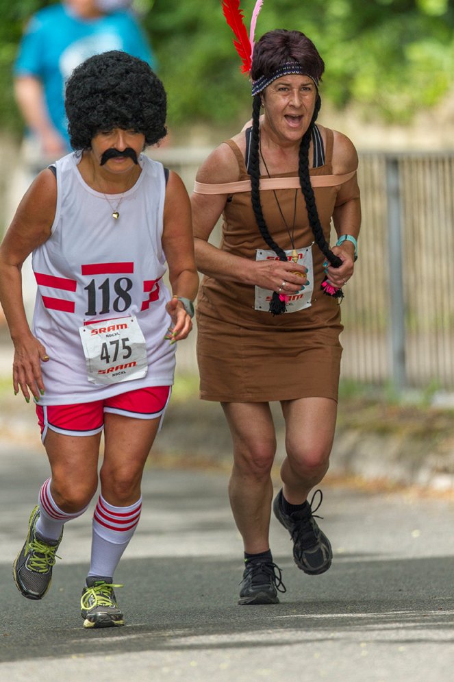 chesterfielduk's tweet photo. Support @Mac_Derbyshire by signing up for the Bolsover Hill Race on the 21st May! https://t.co/Lk0mQ1st7g #ChesterfieldEvents https://t.co/VgIVmPcOSl