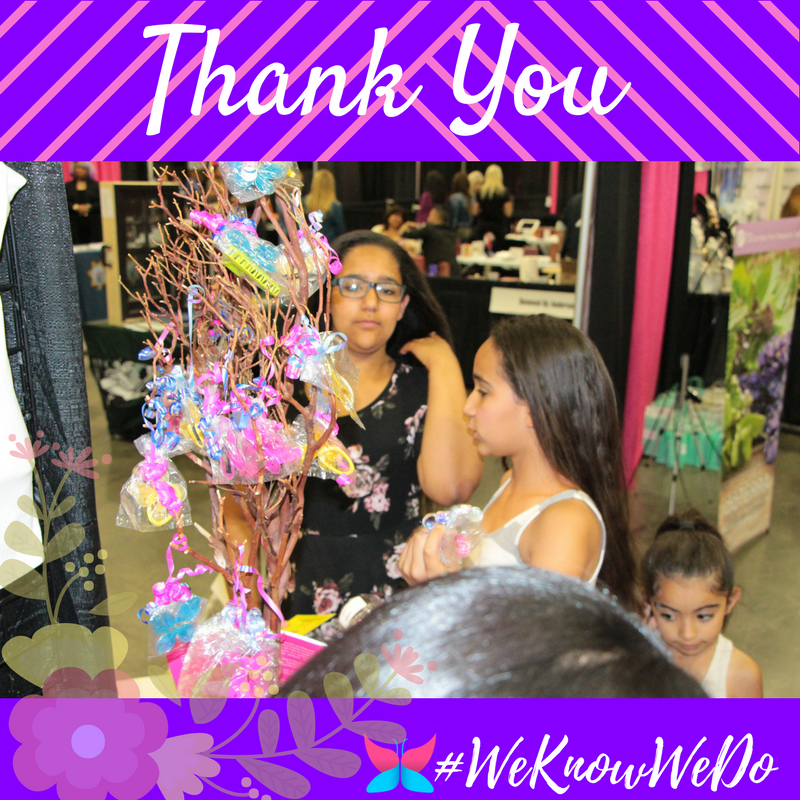 WeKnowWeDo's tweet photo. #LovetheKids They were picking their gifts out to go with their book purchase!
#WeKnowWeDo #KnowBetter2DoBetter #HappyThursday #TGIT https://t.co/8R77kLDuxC