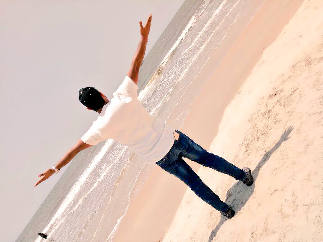 chiranjeevijety's tweet photo. @chiranjeevijety #Chiranjeevi #Jetty #chiranjeevijetty #NimmaCJ #WithCJ #Janaseve #Inc #Iyc #GoaDairies #iPhone7Plus #2k17 #WithCJ_ #beach https://t.co/YsM2kucDqx