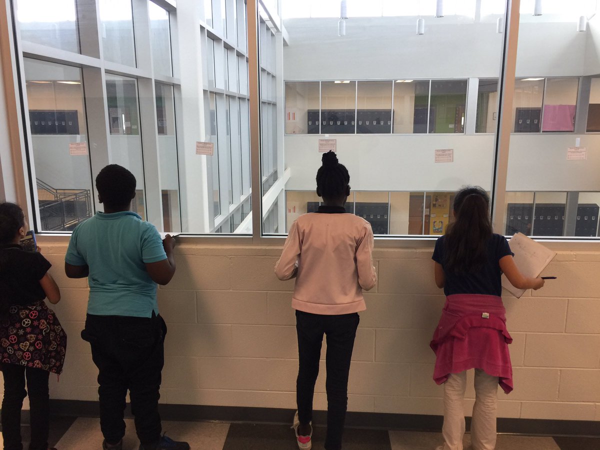 mackramentoking's tweet photo. #mathwithaview 5th graders doing 6th grade math @GMPmnps #Ratio&Proportion #DoubleNumberLine https://t.co/mwBOGJsSeh
