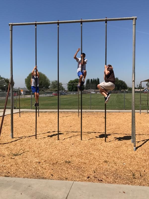 @WMSleader <a href="/WMSPatriots/">Washington MS</a> <a href="/kimwyer2/">Kim</a> @Teach2Wink No goal is out of reach here at WMS. 🏆