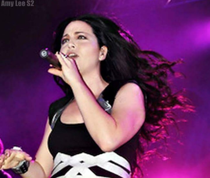 89_evanescence's tweet photo. #amylee #amyleeev #ev #evanescence #beautiful #pretty #queen #metal #rock #music #musical #musically #sing #song #u https://t.co/QdaHyywdL3