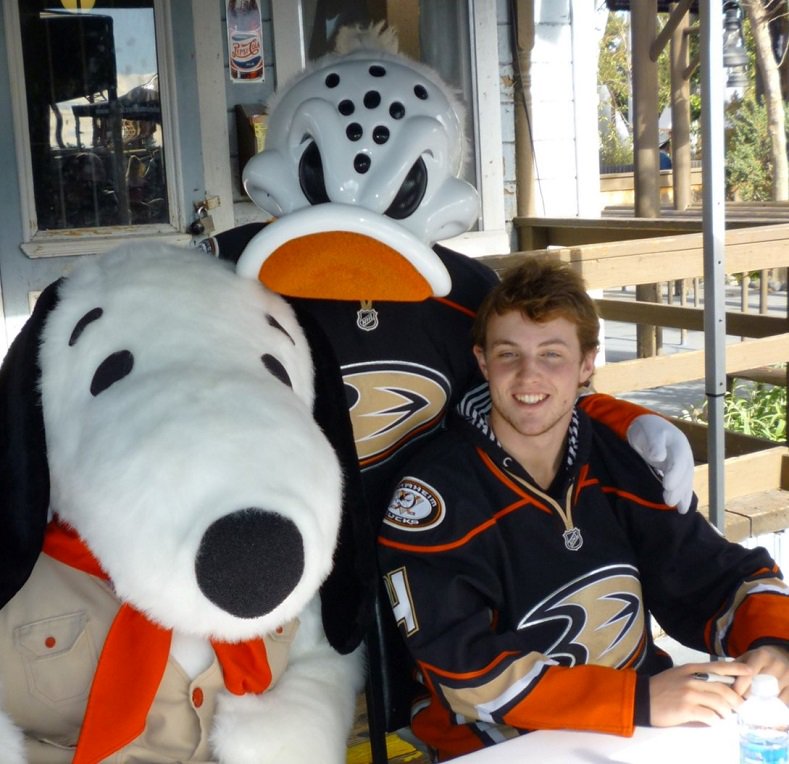 patrioit_david's tweet photo. #TBT 2011 Cam's rookie season, Knott's Berry Farm WWKC end of yr party-He liked @DanielGSM33's fedora. #CamFowler #NHLDucks https://t.co/KGgDHSNejB