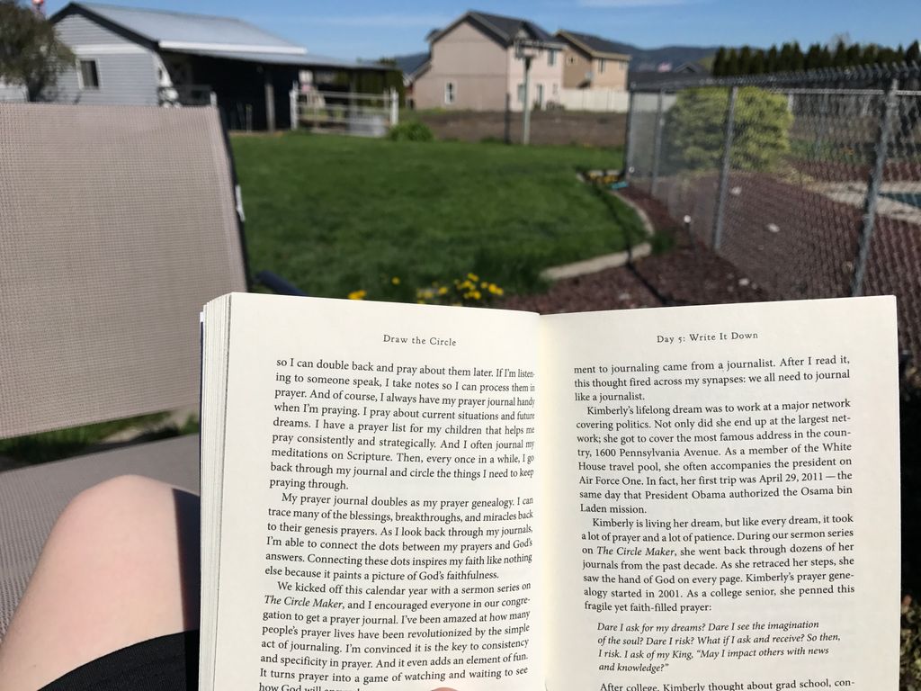 inlanddesignco's tweet photo. I get my #inspiration from reading. It's hard to not get distracted but it's mandatory to moving forward! https://t.co/VyPzaINHRM