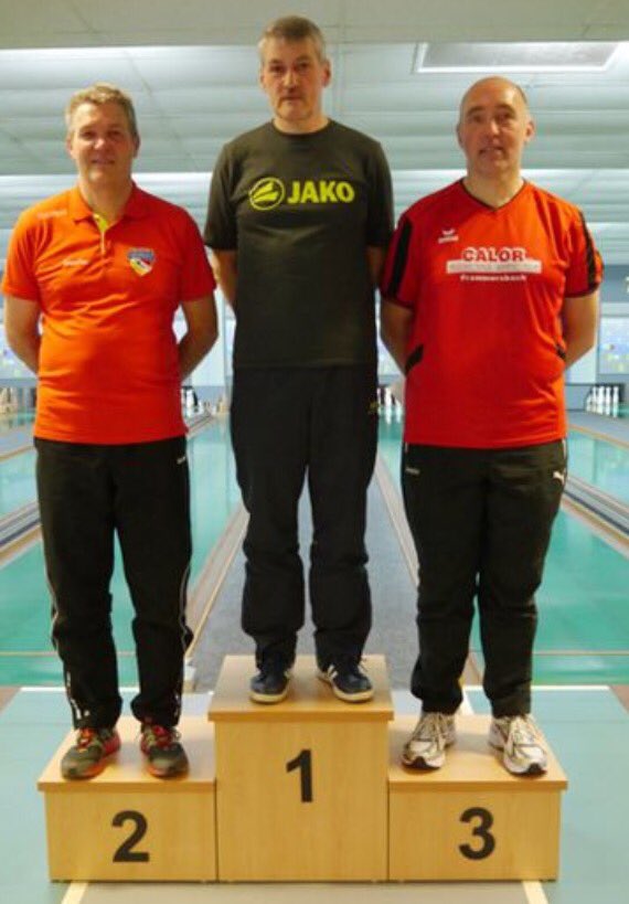 KSCFrammersbach's tweet photo. Armin Wagner sichert sich Bronze bei Bezirksmeisterschaften!
https://t.co/HD9yyRW3YW
#kegeln #KSCFrammersbach #9pin https://t.co/VHGacR2Lmw