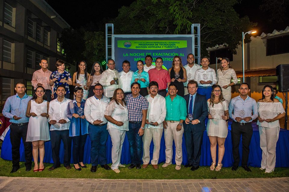 UMEmpresariales's tweet photo. Así Celebrò el Programa de Hotelería y Turismo de #Unimagdalena sus 15 años de existencia 
@HoteleriaUnimag @unimagdalena @pverasalazar https://t.co/TOmJ014JKB