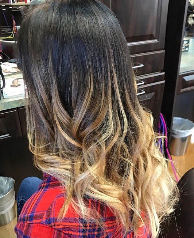 gingersalonmn's tweet photo. Courtesy of Our new stylist HANAA BAKR!
Amazing ! @hair https://t.co/2Ye0gBY6ri