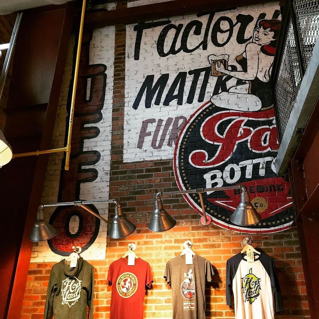 The new @fatbottombrews @thehopyardtn is stunning. Love the shout out to the old building, the Fluffo Mattress Co.… ift.tt/2pEmMle