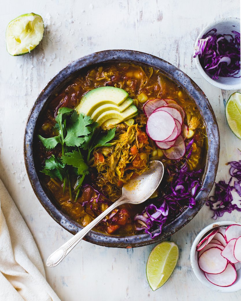 Fiesta? Make Fire Roasted Chipotle Pozole it gets a kick from smoky chipotle chilies. #muirglen #cincodemayo Viva! muirglen.com/recipe/fire-ro…