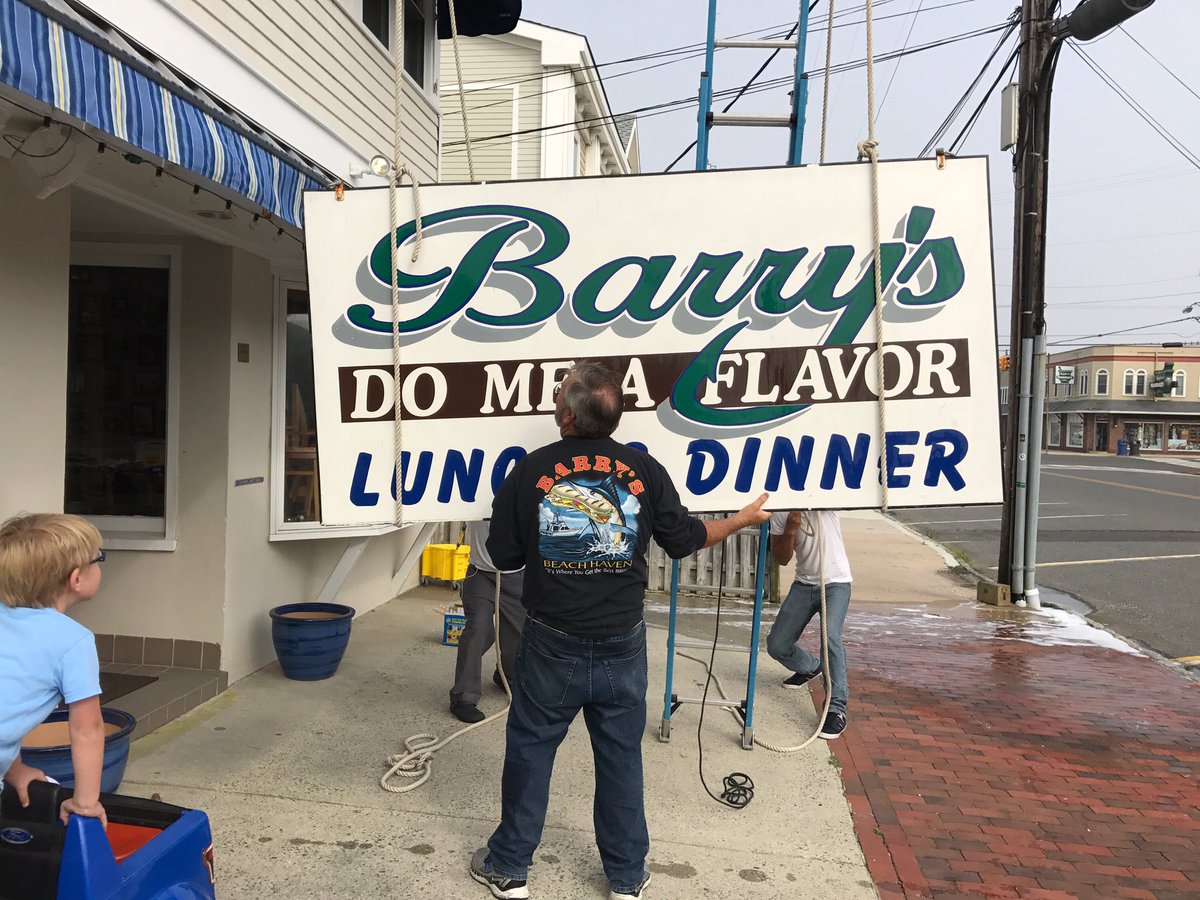 BarrysLBI's tweet photo. Going up on a Thursday!https://t.co/PgZYiW9RcJ https://t.co/DpzHRAo1SV