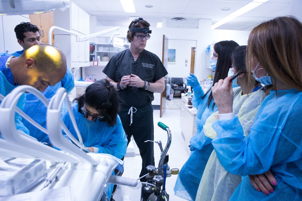 kdf_us's tweet photo. Dr. Ed McLaren and students. The final ceramic week surgery at UCLA. https://t.co/l02ORe5By6 naozumi@kdfus.com https://t.co/L2sWK0gEdl