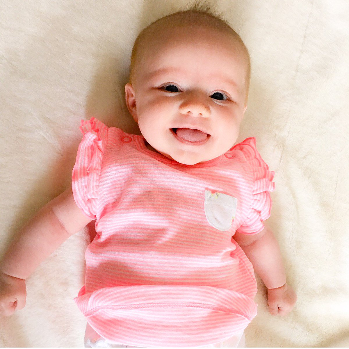 ChantalMeloche's tweet photo. My baby turned 2 months yesterday!๐ถ๐ปโค๏ธ
#twomonths #cute #adorable #baby #happy #carters #cartersbaby #carterscanada #follow #followme #smile https://t.co/F4vdJAG1UJ