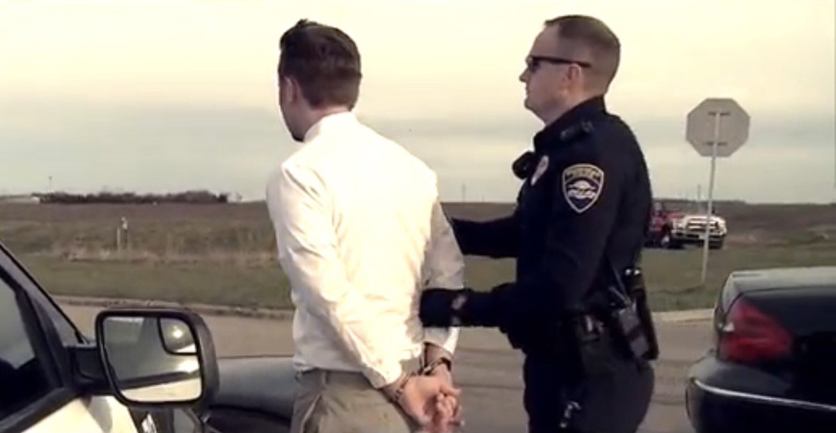 CaucaPersuade's tweet photo. Free my mans, he ain't done nothin #freeMeyer https://t.co/p7GBO1rWQC