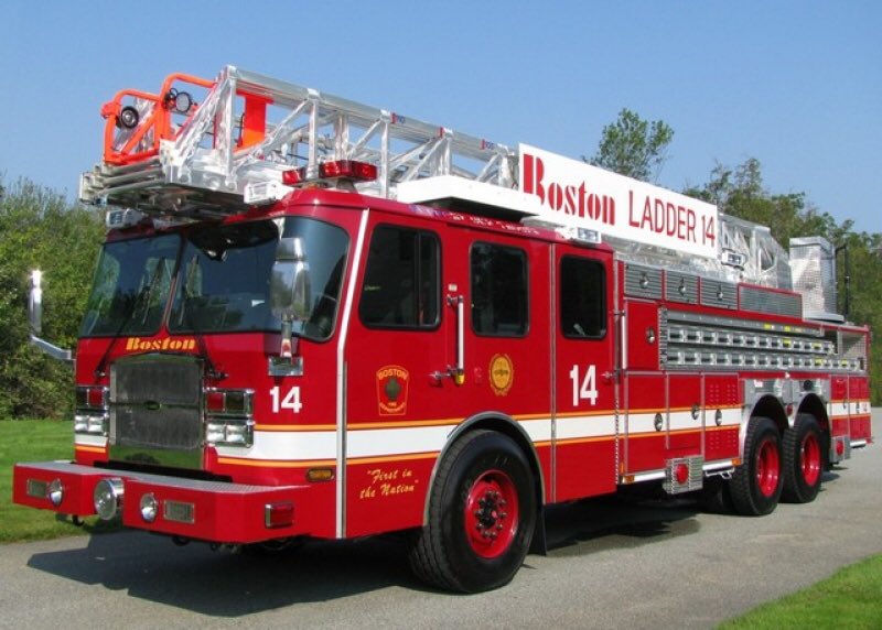 Sarah_Delude's tweet photo. On Firefighter Appreciation Day I'd like to recognize Ladder 14 in Allston, who bravely came to our rescue 3 years ago. THANK YOU! #FireBOS https://t.co/OZRrZpn3FB