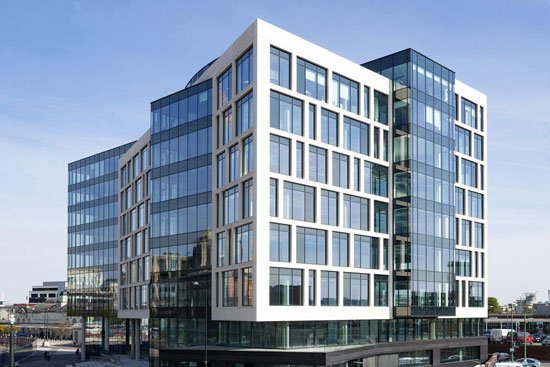 BCO_UK's tweet image. #OneCentralSquare #Cardiff wins! A”high quality building that has catalysed urban regeneration” #BCOawards @RioArchitects @ArupUKMEA