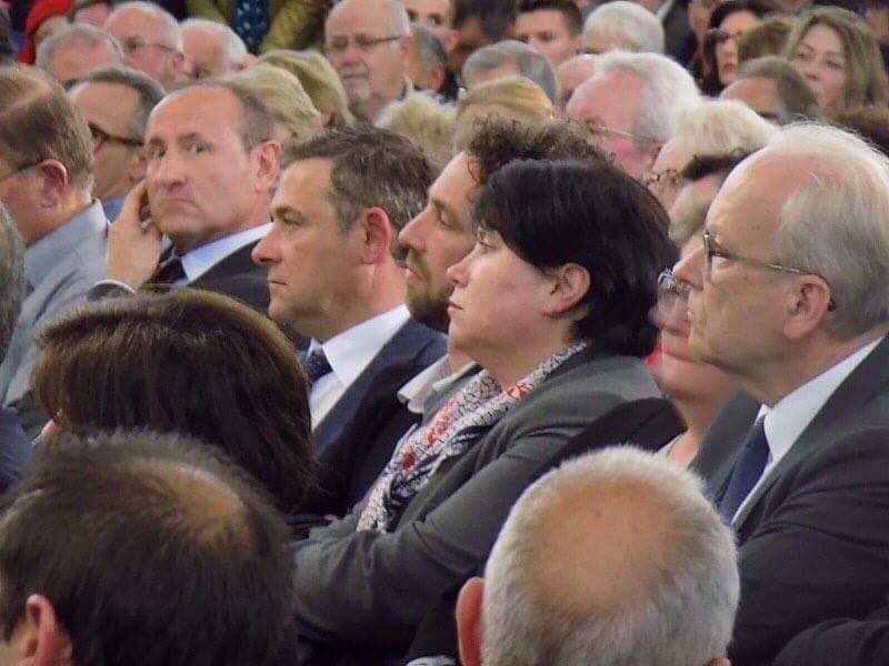 Renaissance_89's tweet photo. Succès pour le grand meeting départemental de soutien républicain #Yonne #EnMarche #NonauFN https://t.co/o83zSdlXzH