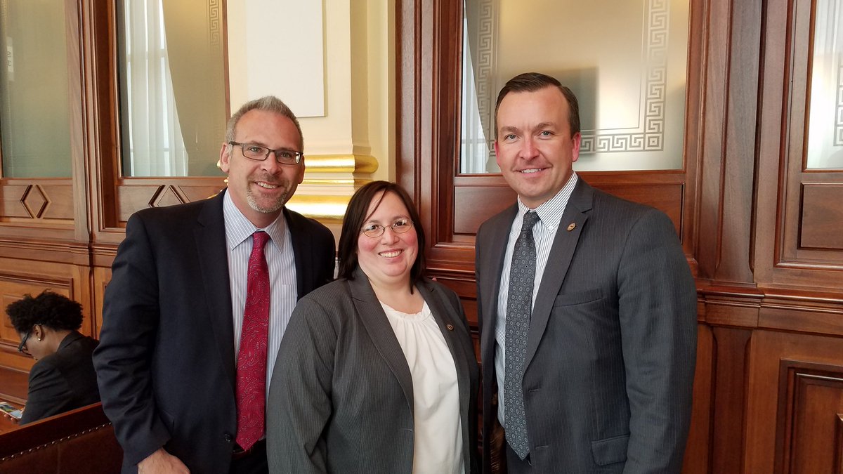 TonySandersSupt's tweet image. I'm at the Capitol to push to #PassILBudget and #fixtheformula @AndyManar @senatorcastro