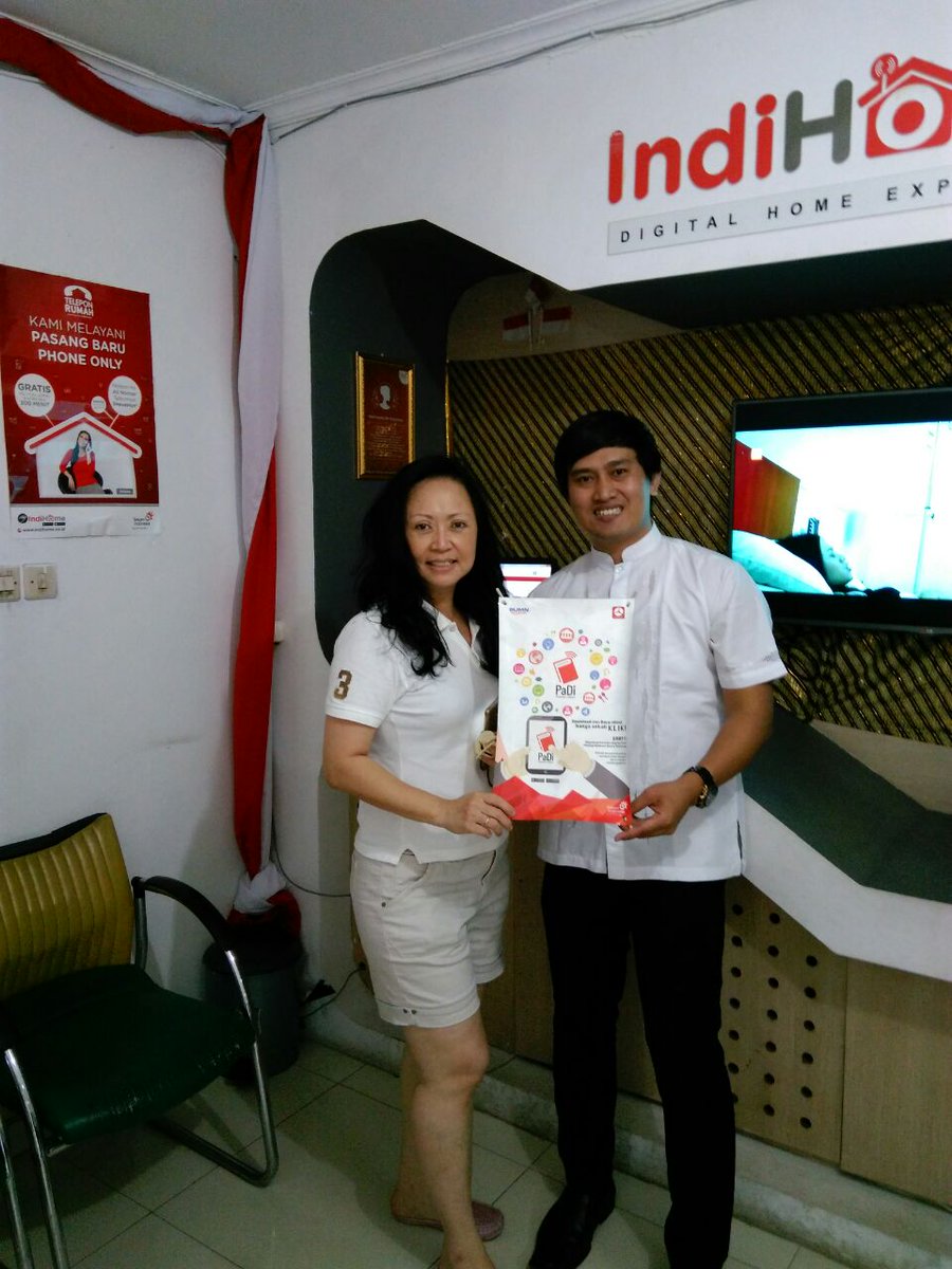 khudilchumet's tweet photo. peranan ibu penting u/ mecerdaskan anak bangsa @Synergy_Telkom#paditreg2 #bumnhadiruntuknegeri#hardiknas2017  #plasacengkareng #witeljakbar https://t.co/WHVXhsbVdf