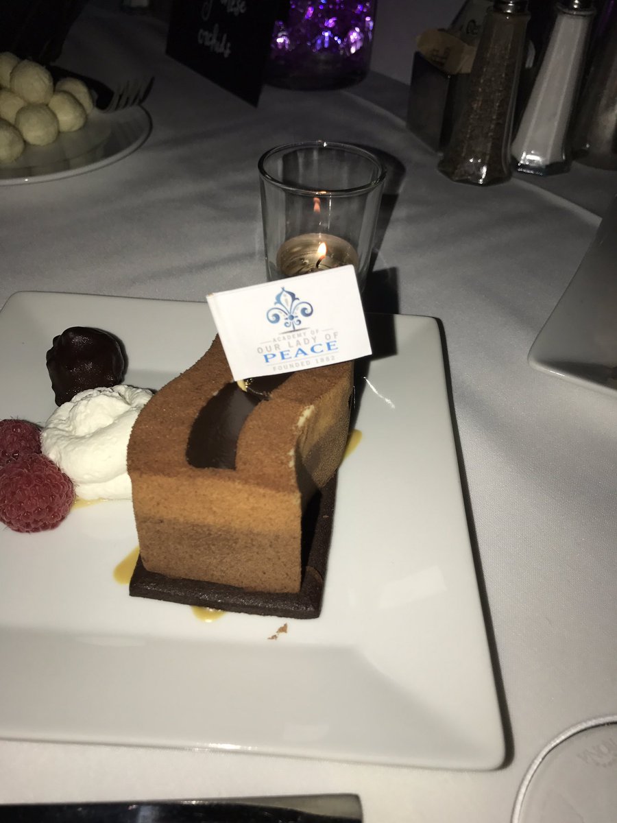 We're the dessert sponsor at @AthenaSanDiego #PINNACLE2017 awards #stem #womenarethefuture #changingthepossible #inspired