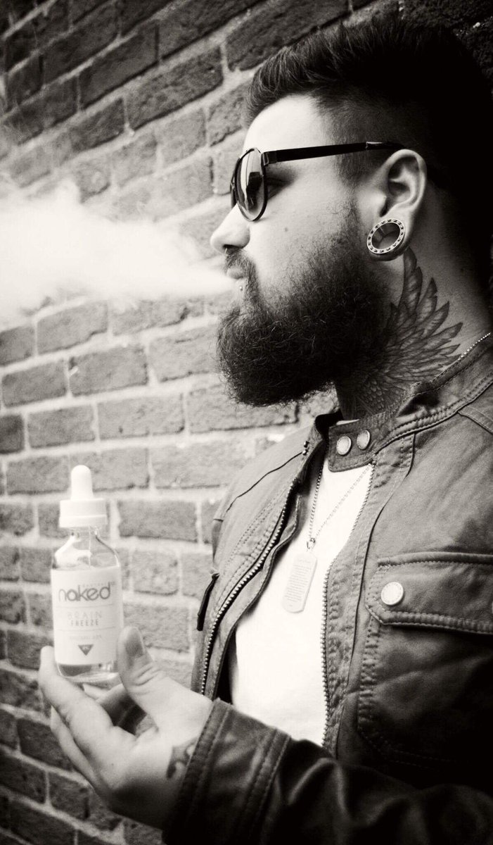 KTP_BAND's tweet photo. @Naked100Eliquid #NAKEDLASTPLAQUE https://t.co/W6zYmYrb0j