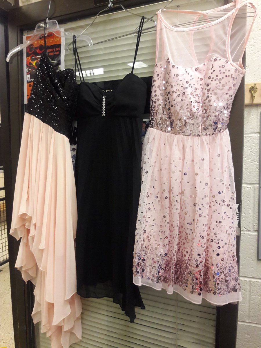 NYPD113Pct's tweet photo. Thank you @LEOHearted911 for the large boxes of beautiful dresses. #BrooklynLove #Bluefamily๐ #CommAffairs ran out of office space! https://t.co/YAt9gtdQRG