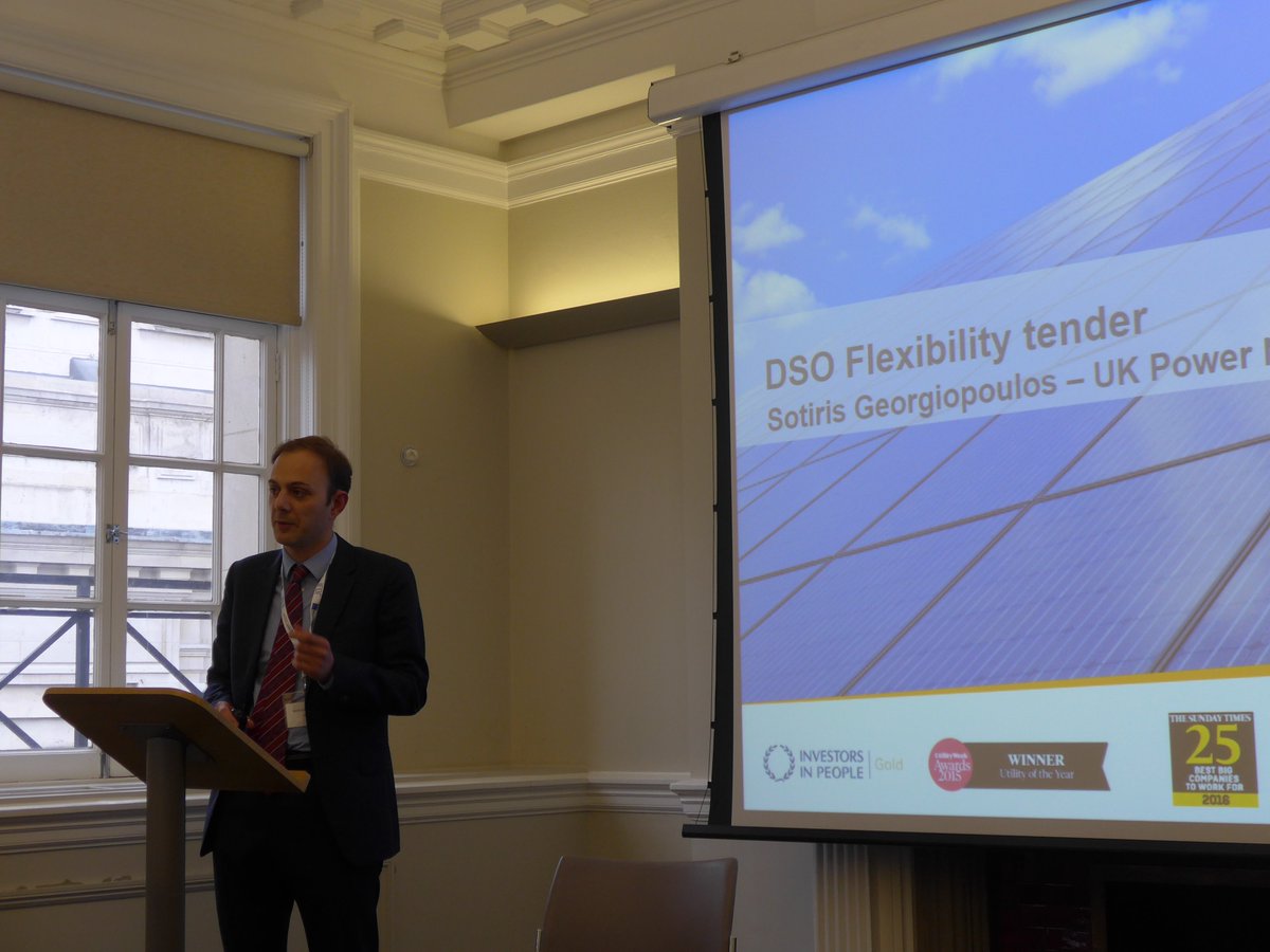 ESN_UK's tweet photo. Hot News from @UKPowerNetworks on flexibility tenders for #DNOservices with #longerduration #energystorage https://t.co/21IpmeSG9O
