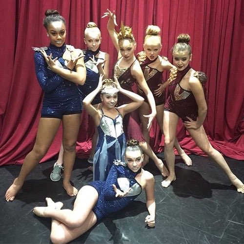 JuniorChanels's tweet photo. Little #ThrowbackThursday while we tell you that the show is cancelled... https://t.co/RzDNfX5jGm