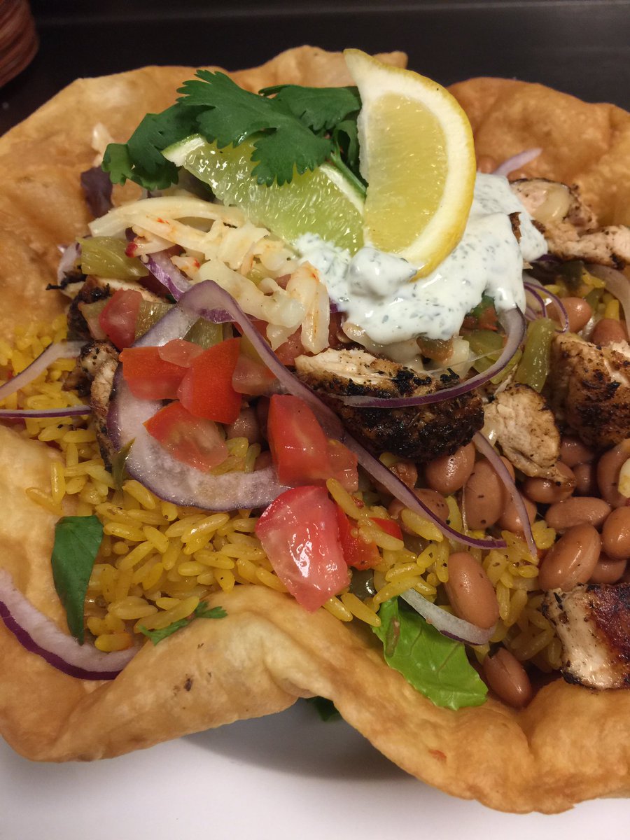 gpeppersgrill's tweet photo. Southwest Bowl! #dinnerspecial #tostada #blackenedchicken #pintobeans #cilantrosourcream #firecrackerrice #roastedcorn #greenchilis #local https://t.co/8fjATI7Pgt