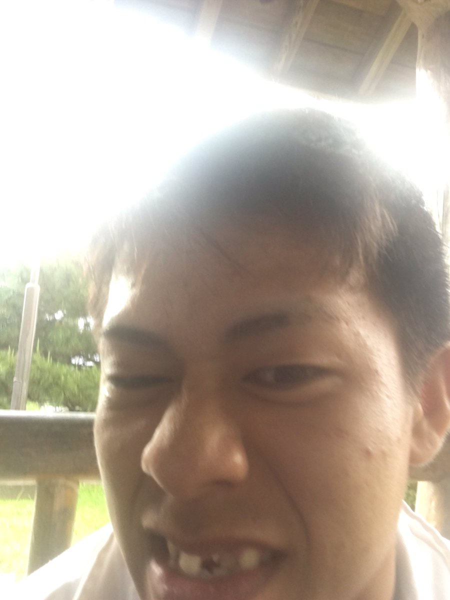 隣でスースー歯笛がなってる笑