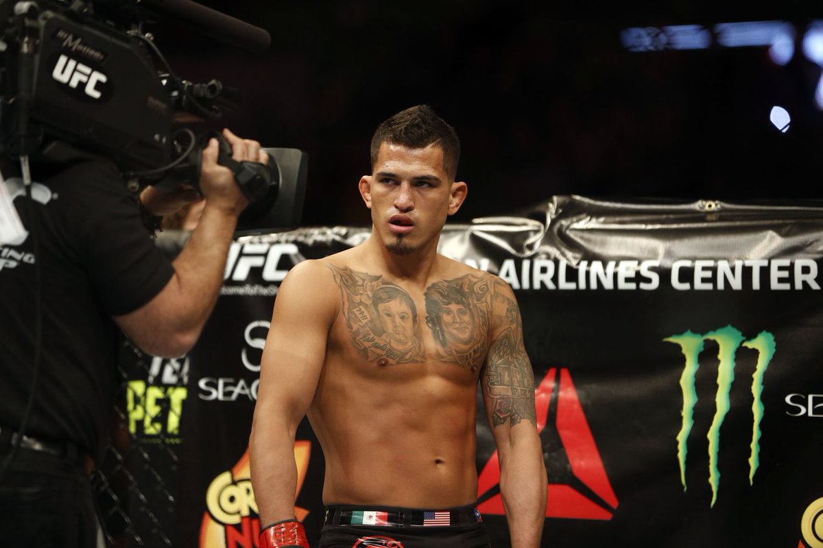elrocktagono's tweet photo. Tras un fugaz paso por peso pluma, @Showtimepettis vuelve a la división de los ligeros para #UFC213 https://t.co/NSnz9eTpYR https://t.co/uf3r4nyToU