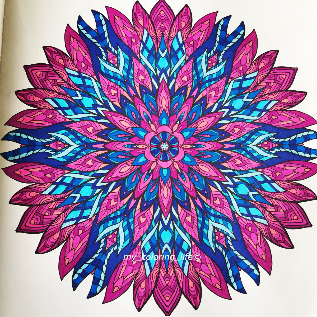 #stabilo #edding #mandala #coloring #adultcolouringbook #AdultColoring #mymandala #my_coloring