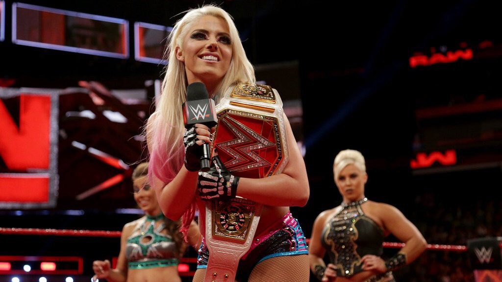 LilMissWickedx's tweet photo. Your Champion Goddess!! You Will Bow To Me!! https://t.co/bVCms4GvpX