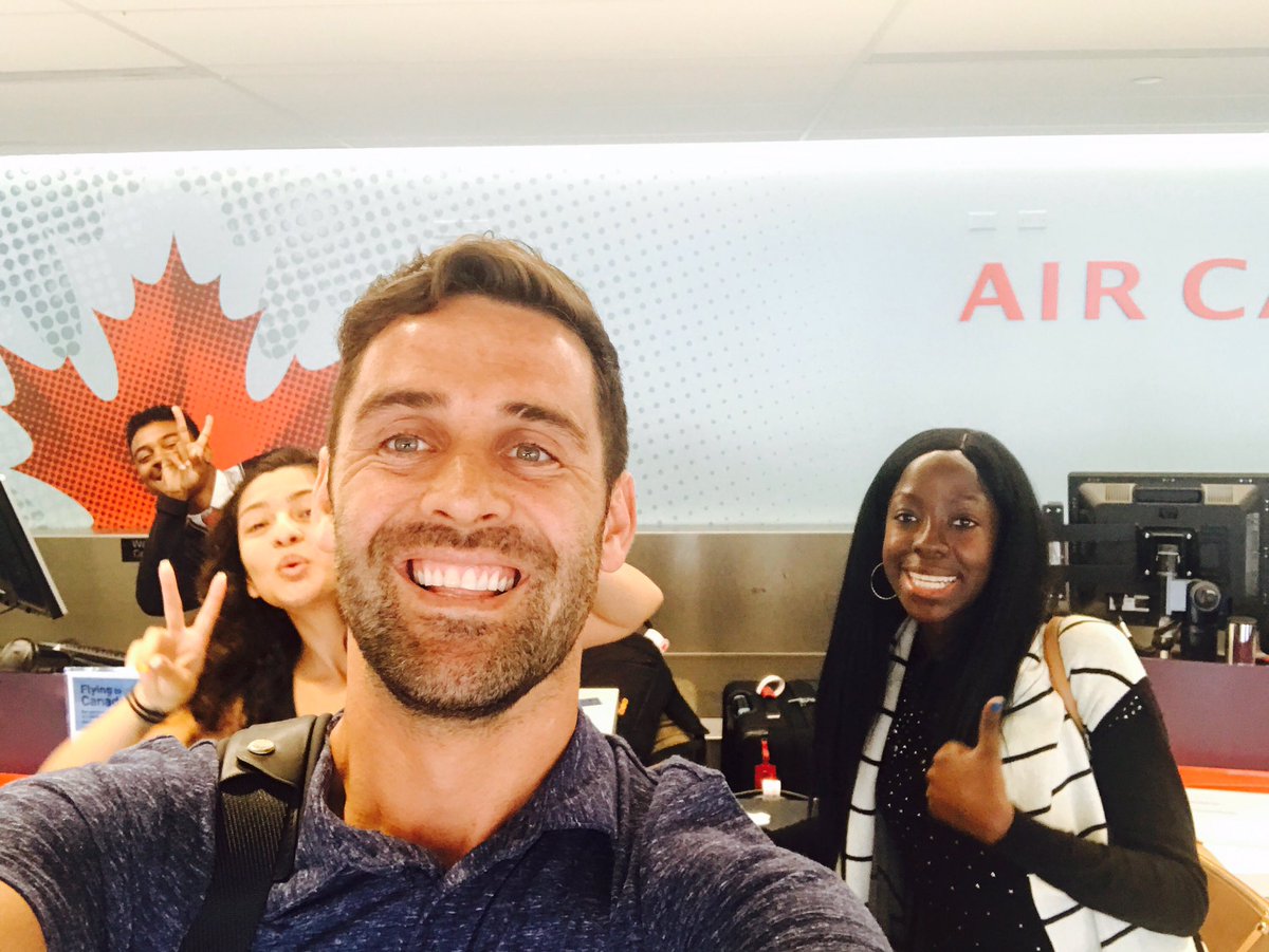 CandyLabTweets's tweet photo. And we are off! ✈️ who is going to be @ConsumerVR? Let's meet up! Stop by the #candylabar booth! #Vancouver 🇨🇦here we come! thx @AirCanada https://t.co/zyhZzSGP1N