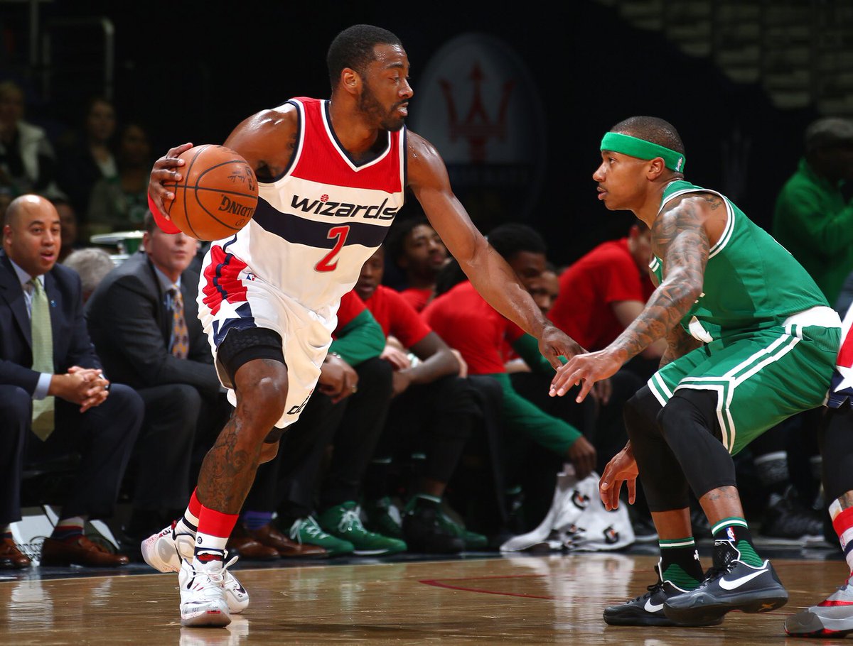 les6emeshommes's tweet image. 🏀 RDV à 02H00 pour le Game 3 #BOSatWAS ... un nouveau duel épique entre @JohnWall &amp;amp; @Isaiah_Thomas en perspective ? #NBAPlayoffs2017 ☘️🎉