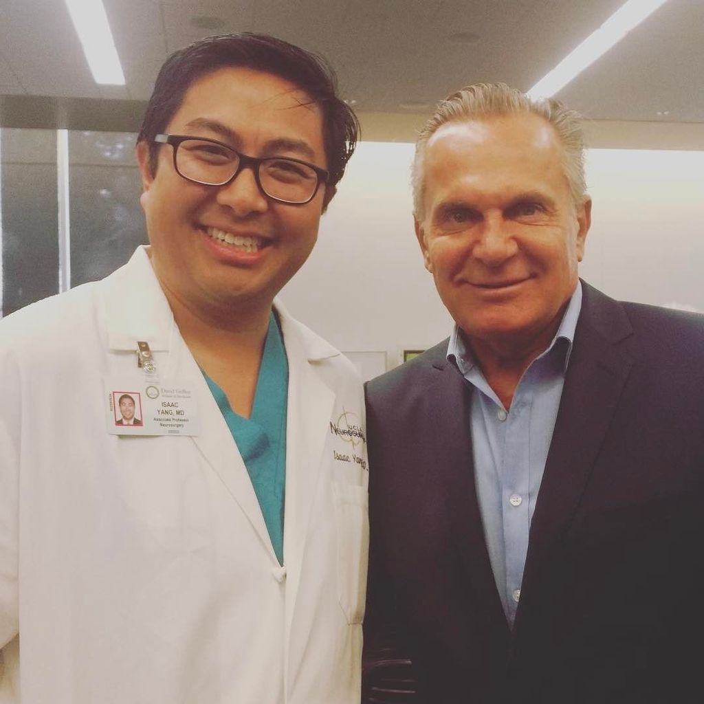 IsaacYangMD's tweet photo. #tbt @drandrewordon from @thedoctorstv visiting @uclahealth @dgsomucla @ucla for #matchday #matchday2017 #happydoc… https://t.co/8cvi07LQhH https://t.co/F1NAy4sdkf