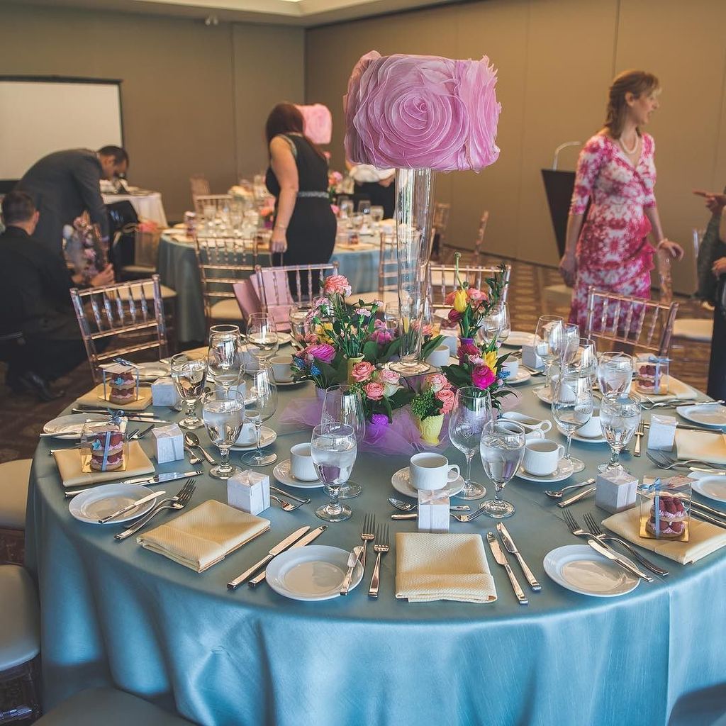 TeamSusanMurray's tweet image. So much love in the air for this bride to be. #bridetobe #garden #specialevent #bridalstyle #aquamarine #susanmurrayinternational #smi #spe…