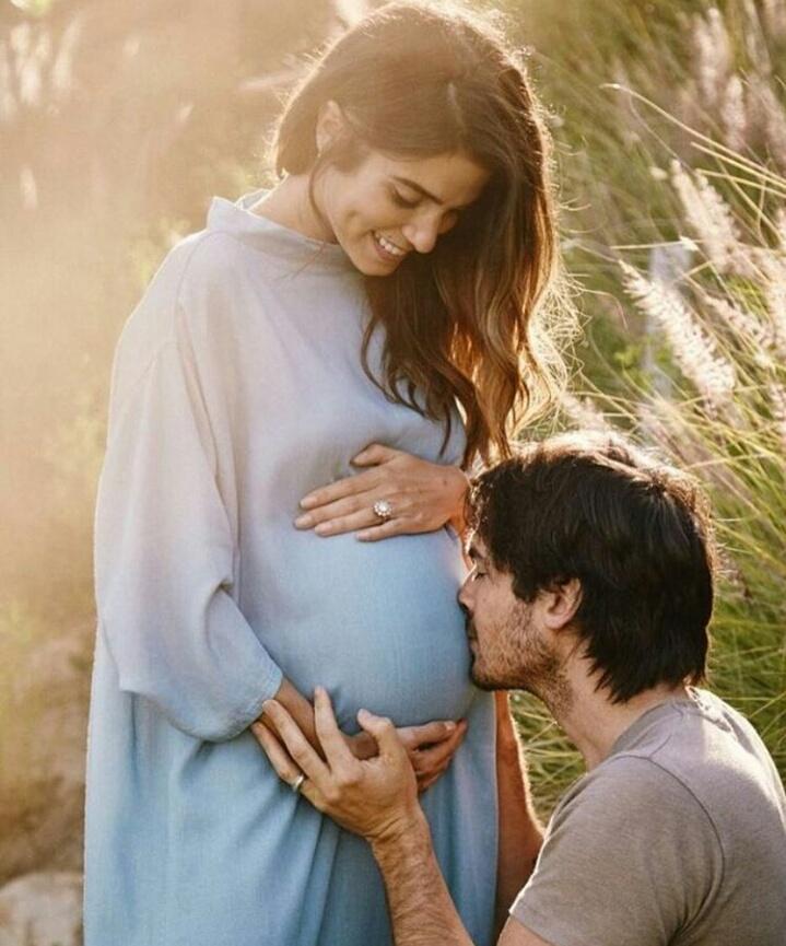 AlwaysGGhere's tweet photo. 😲😲😲😲😲😲😲😲😲😲😲 Ian vai ser pai 😲😲😲😲😲😲😲 O tamanho dessa barriga 😲😲😲😲😲😲😲😲 https://t.co/Oy6XaWHpG0