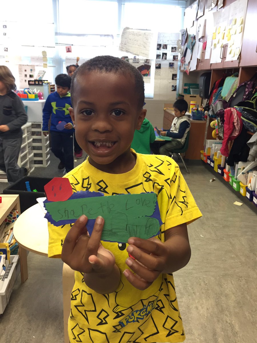 #GKP17 Reflecting on kindness today inspired group of students to create badges during recess: Share the Love! @ireDCSD #letthemleadtheway